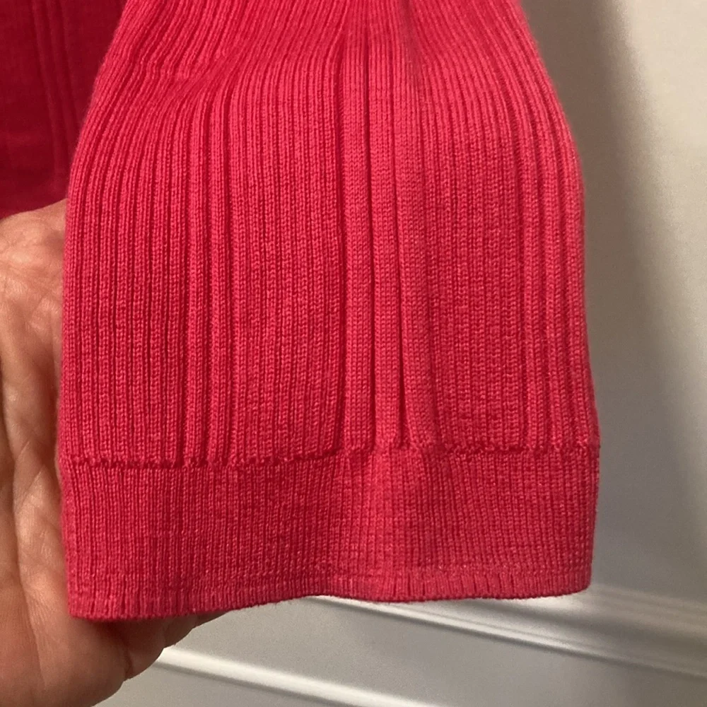 ST. JOHN Hot Pink Cardigan Wool & Silk Size Medium